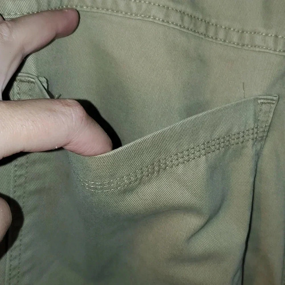 Wrangler Mens Relaxed Cargo Pants Size 34x30 Barley - Picture 9 of 11